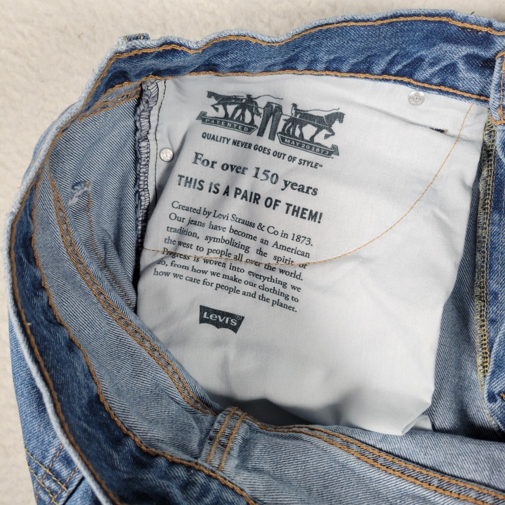Levis 469 Denim Shorts Mens Size 34 Blue Loose Fit Mid Wash Skater Jorts - Picture 7 of 10